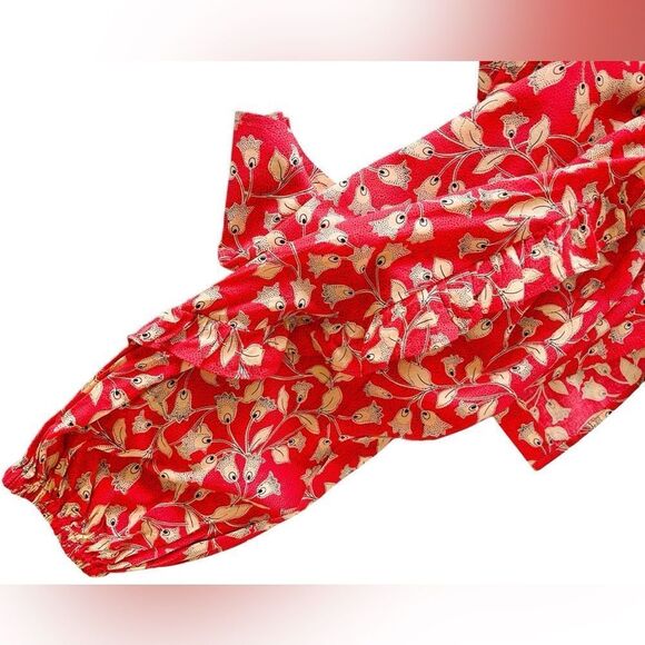 Who What Wear red floral button front blouse w/ ruffle going down sleeve sz M. - Picture 6 of 8